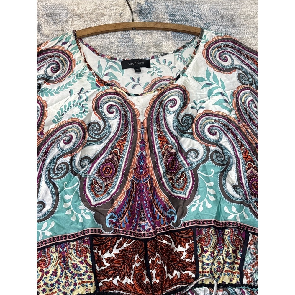 Karen Kane 100% Silk Boho Blouse M Paisley Floral Batwing Tie Front Top